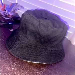 Black Bucket Hat